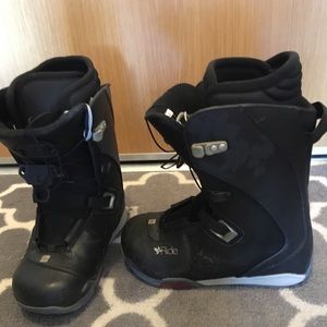 Ride snowboard boots